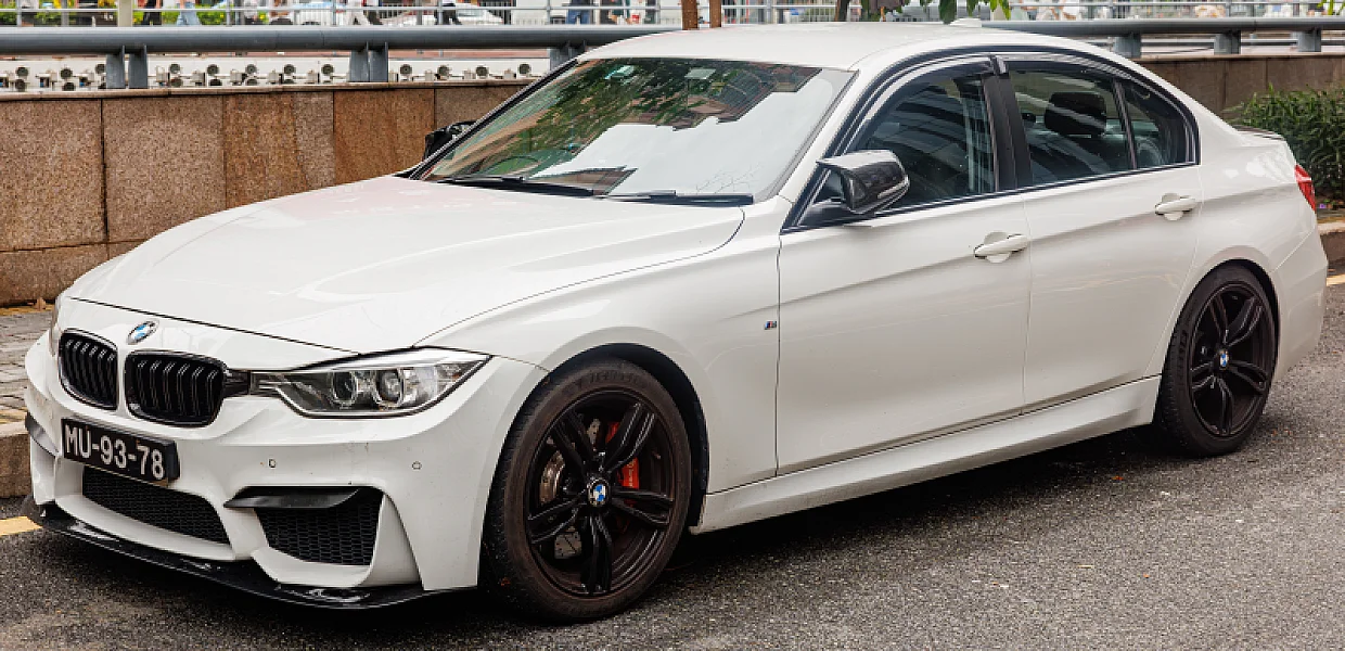 2019 BMW 320d Sport Line
